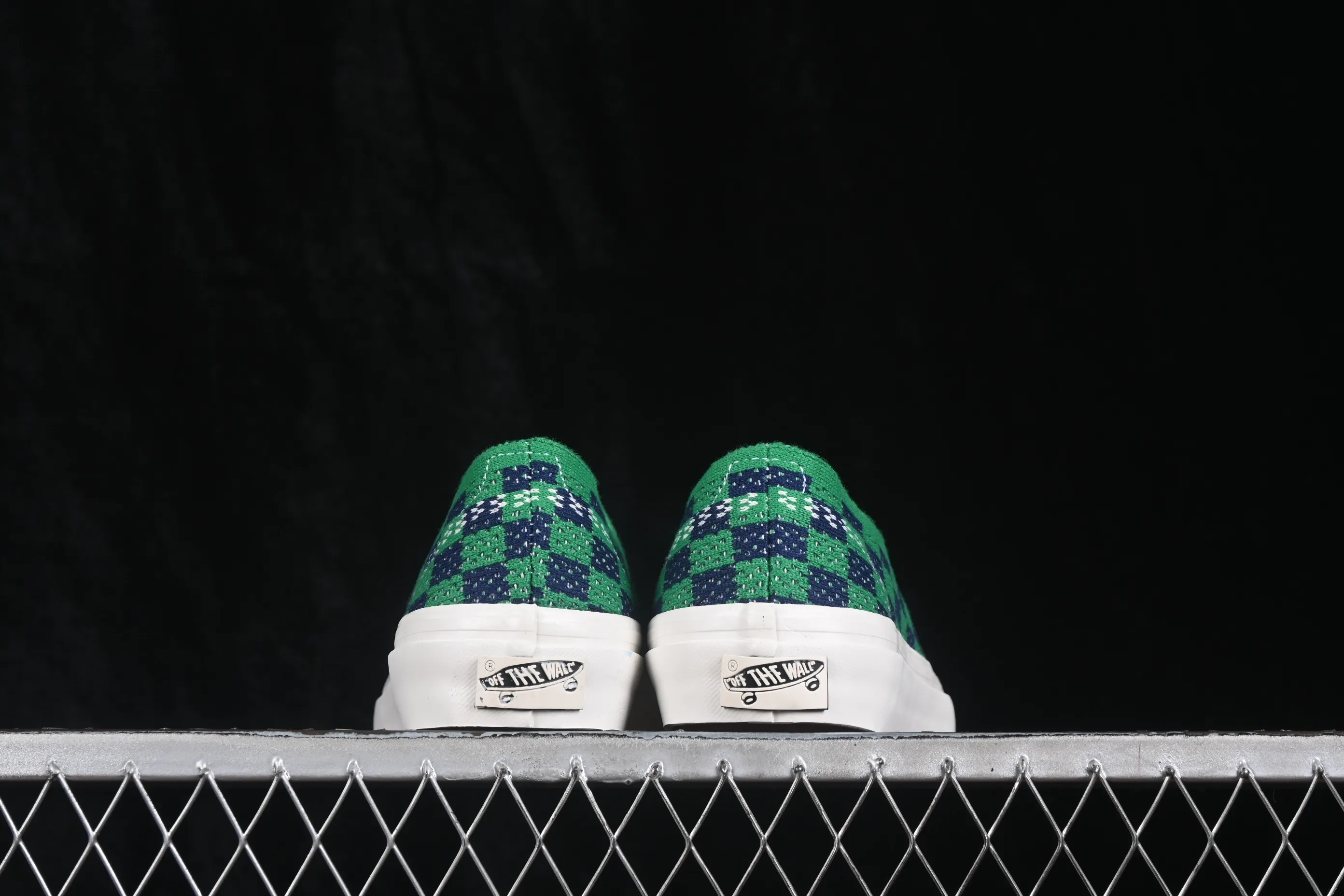 All categories Vans Vans series Vans Low Vans low-top Vans Authentic 44 Vans low-top casual skateboard shoes VN000EJC5W3